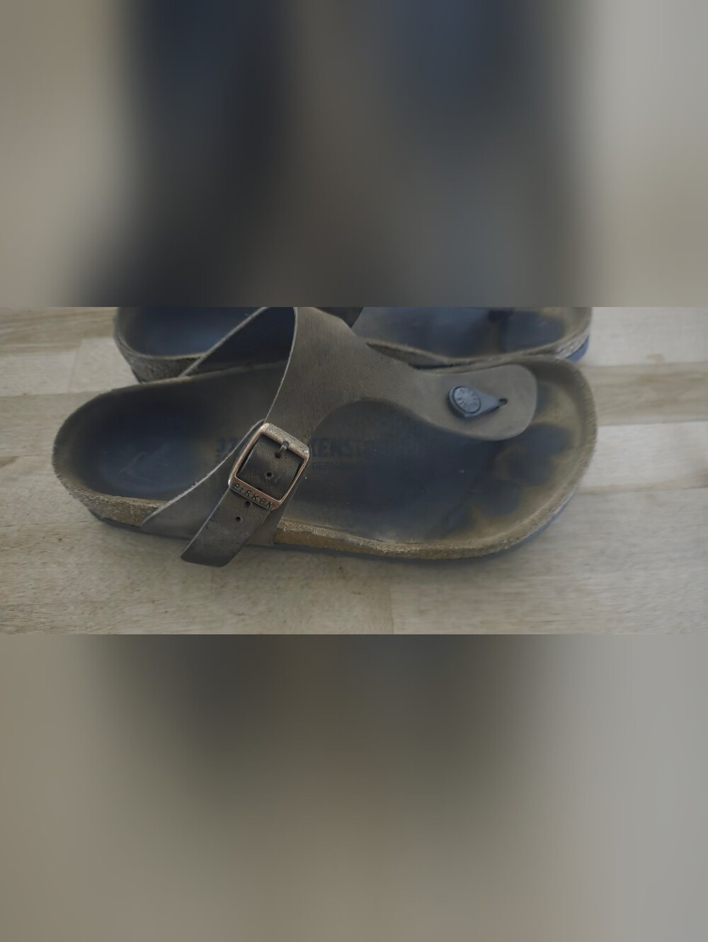 Birkenstock Gizeh Thong Sandal - Tobacco Leather - Picture 6 of 7